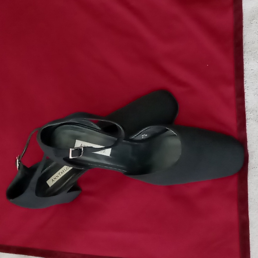 Ann Taylor Black Ankle Strap Pump
